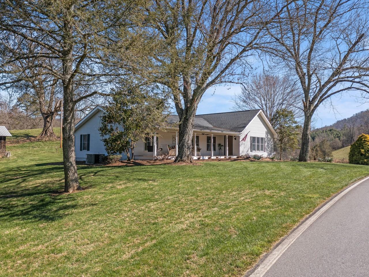 1511 California Creek Road Mars Hill NC 28754