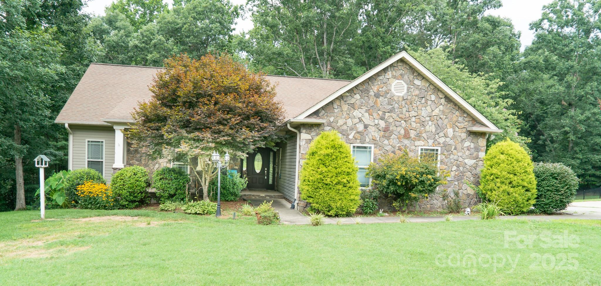 3615 Hollow Oak Lane Lenoir NC 28645