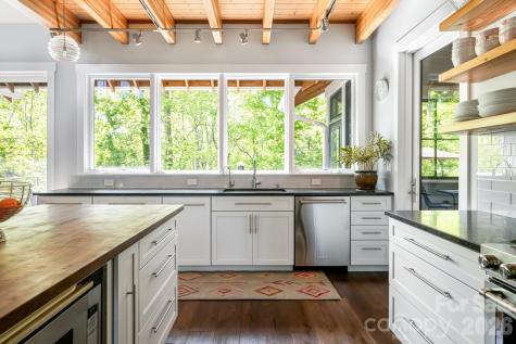 96 Gibson Road Asheville NC 28804