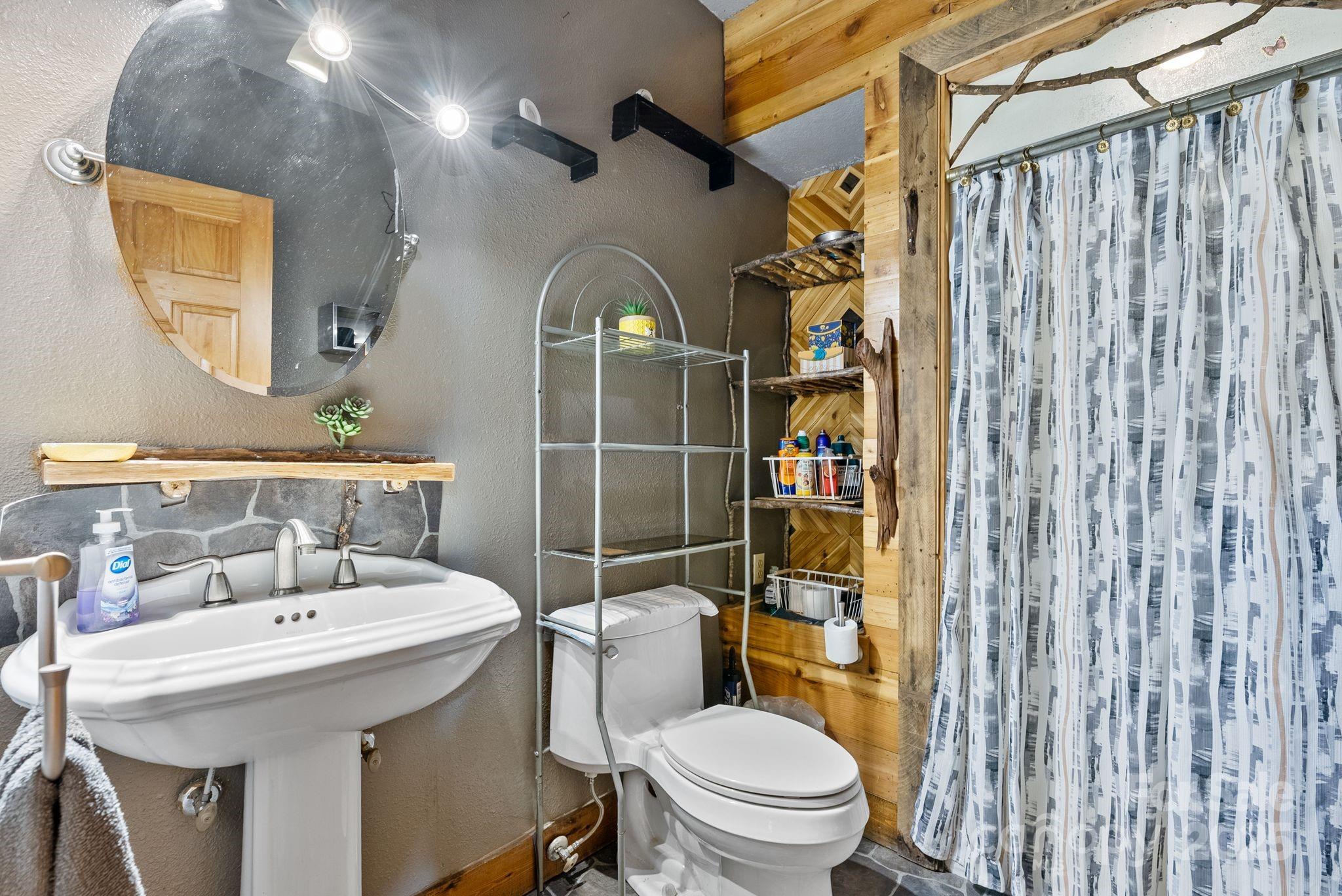 340 Henry Dingus Way Maggie Valley NC 28751