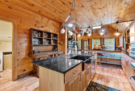 340 Henry Dingus Way Maggie Valley NC 28751