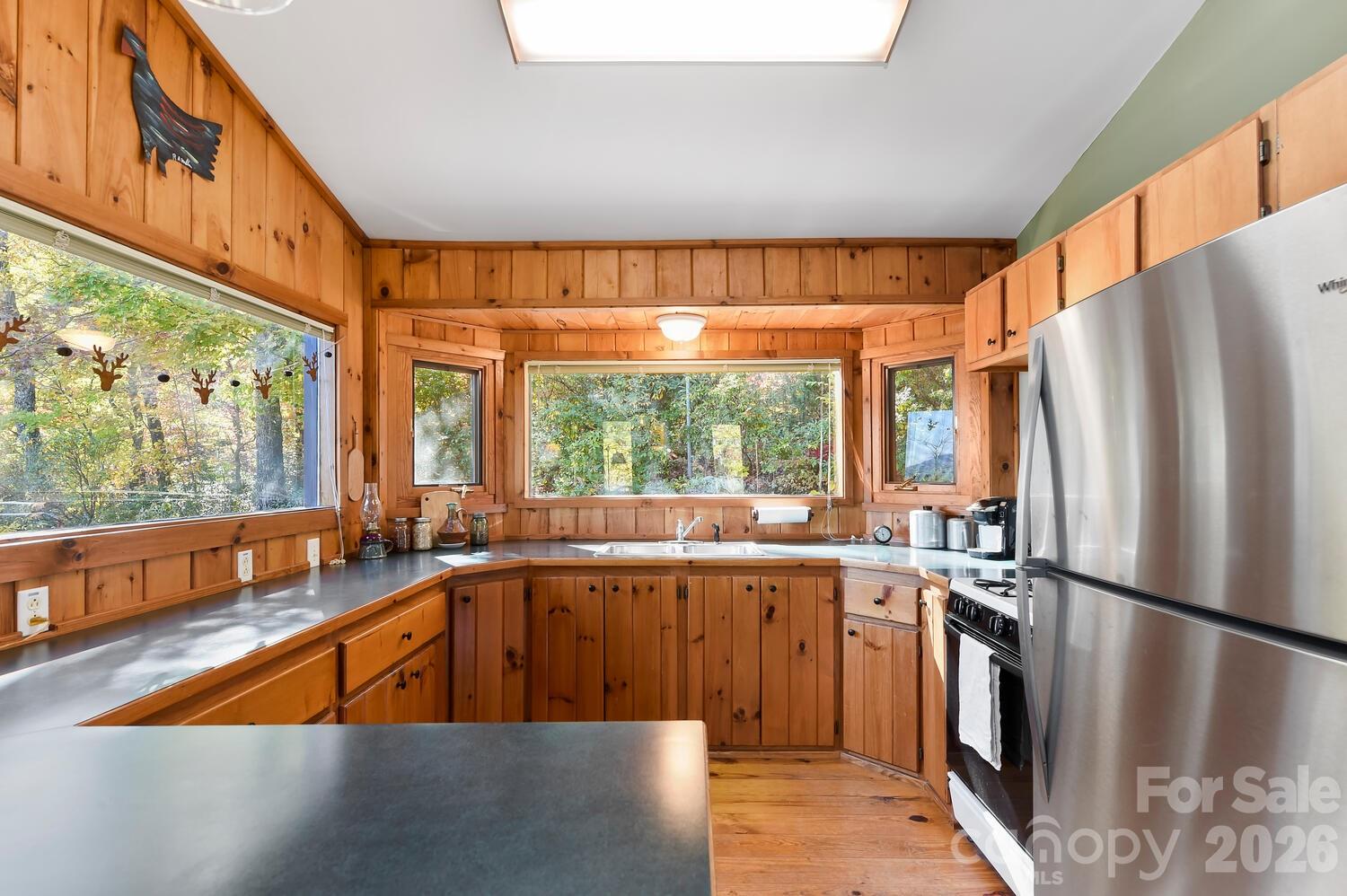 121 Pairofdice Way Lake Lure NC 28746