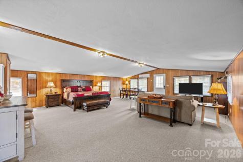 79 Winslow Road Waynesville NC 28786