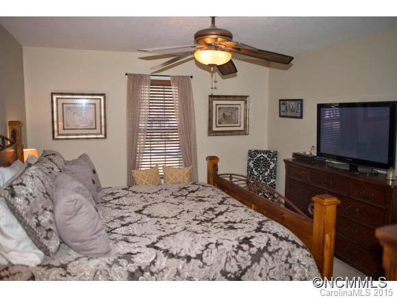 190 Temple Church Road Brevard NC 28712