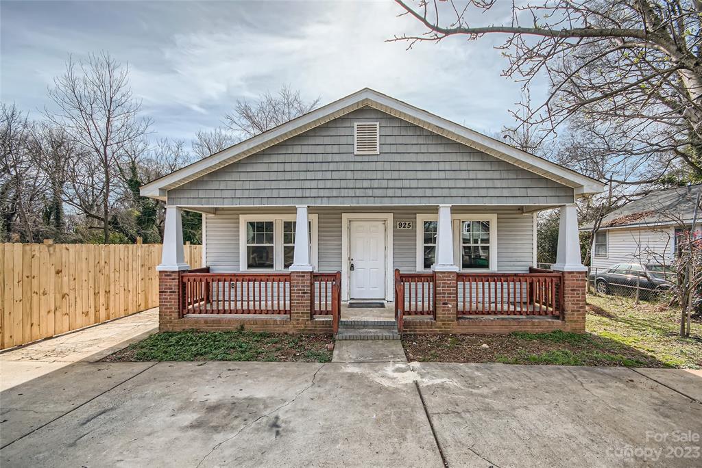 925 Rowan Street Charlotte NC 28208