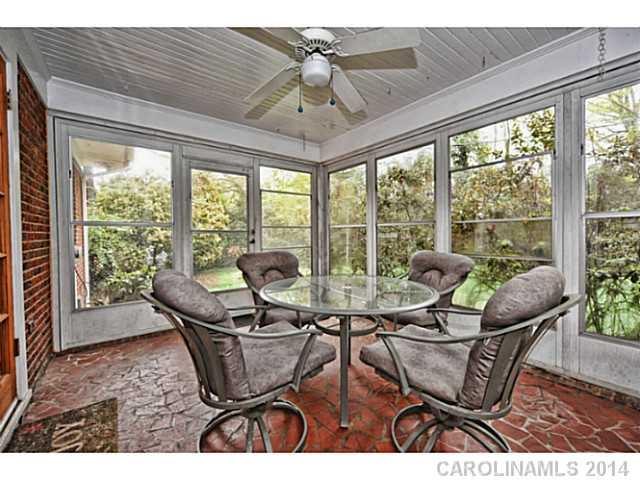 2459 Danbury Street Charlotte NC 28211