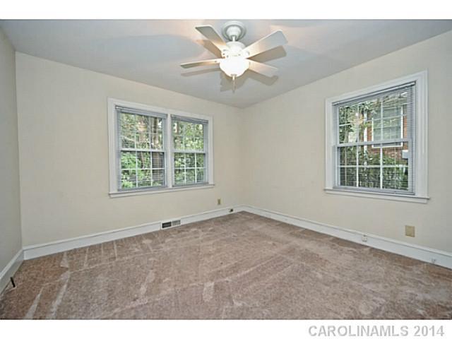2459 Danbury Street Charlotte NC 28211