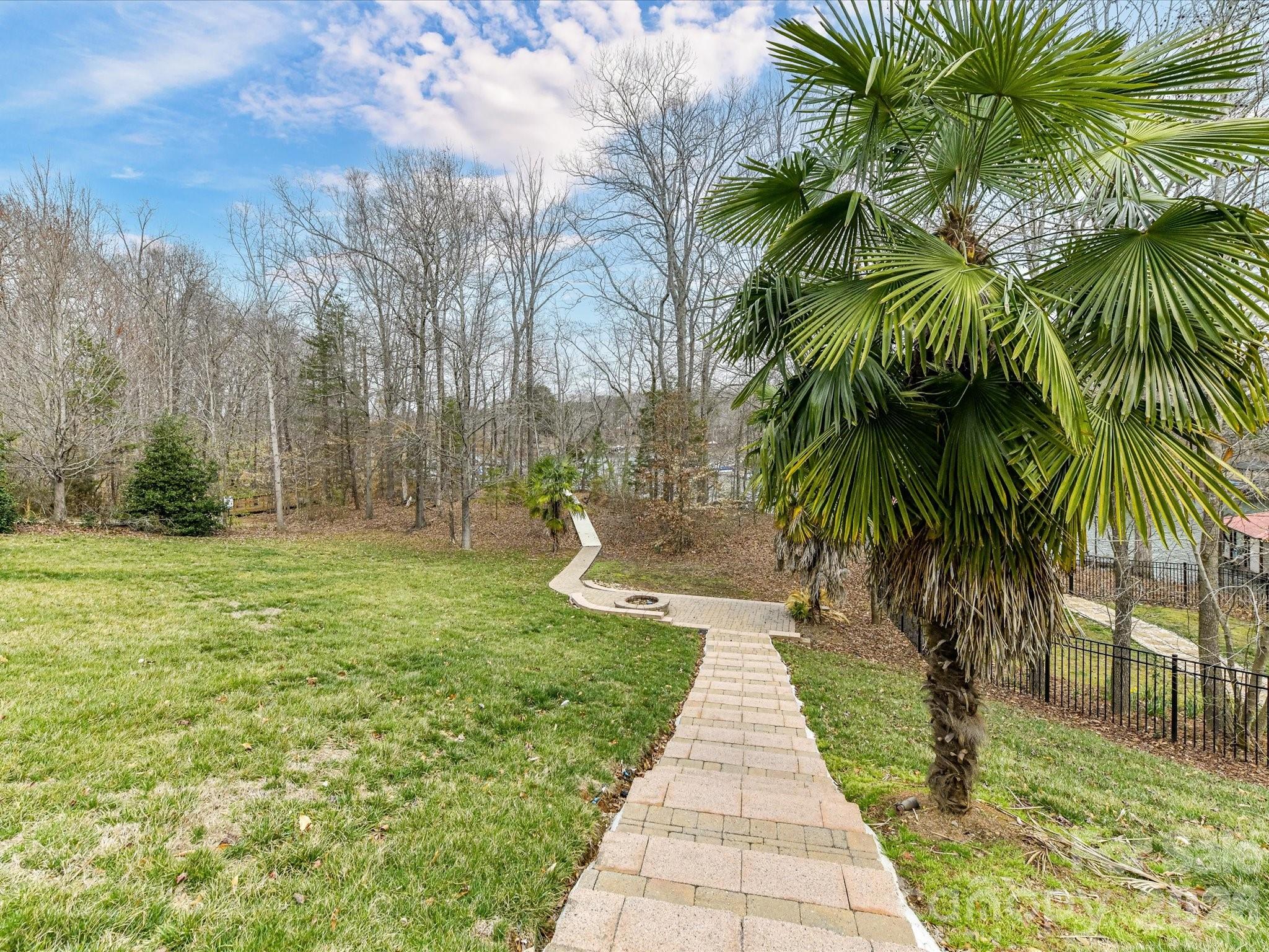 1805 Mount Isle Harbor Drive Charlotte NC 28214
