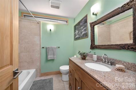 1105 Griffin Branch Road Marshall NC 28753