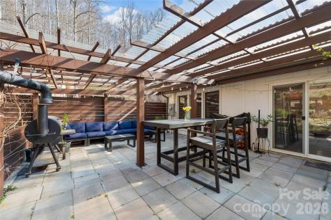 1105 Griffin Branch Road Marshall NC 28753