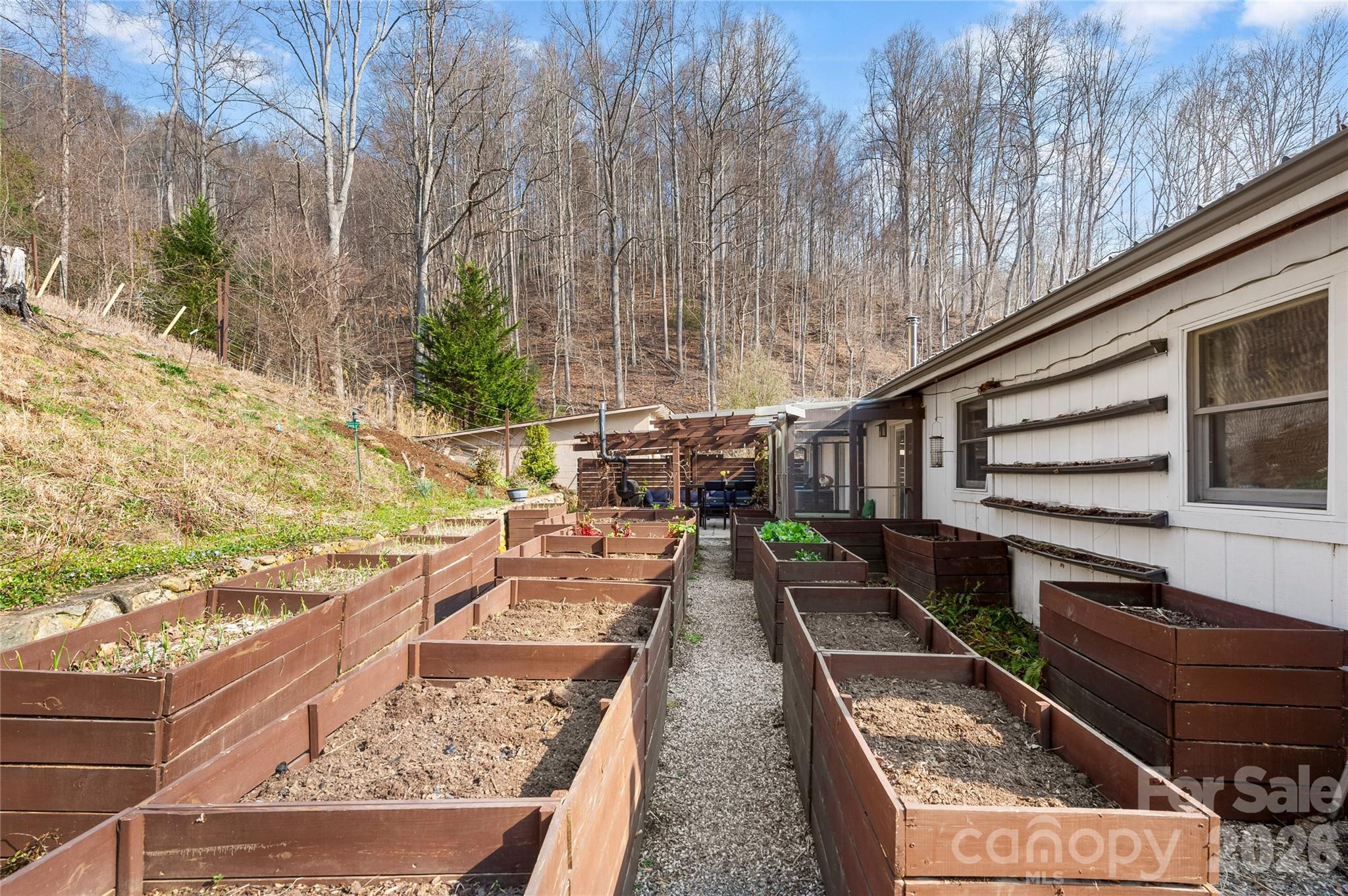 1105 Griffin Branch Road Marshall NC 28753