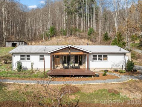 1105 Griffin Branch Road Marshall NC 28753