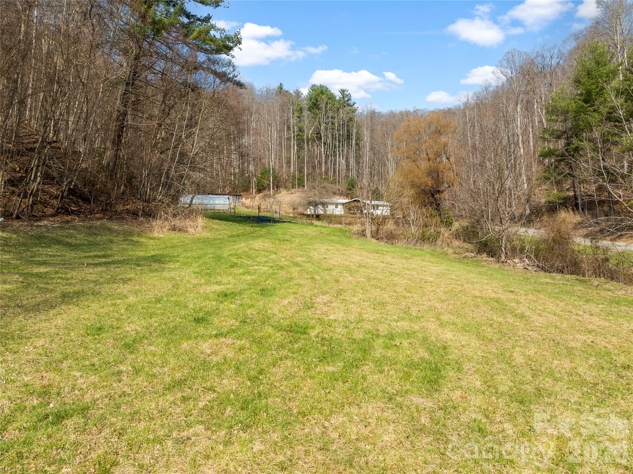 1105 Griffin Branch Road Marshall NC 28753