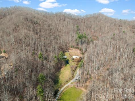 1105 Griffin Branch Road Marshall NC 28753