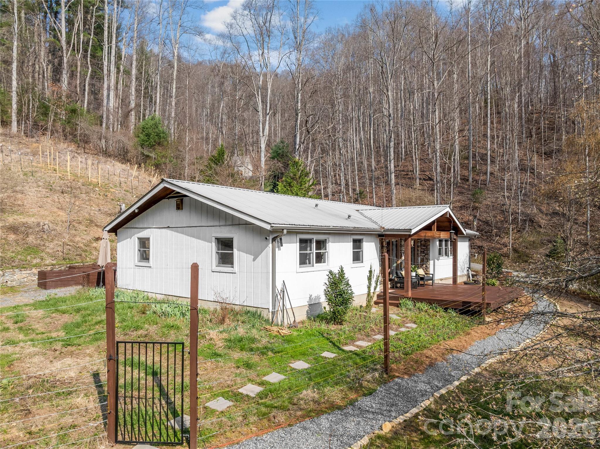 1105 Griffin Branch Road Marshall NC 28753