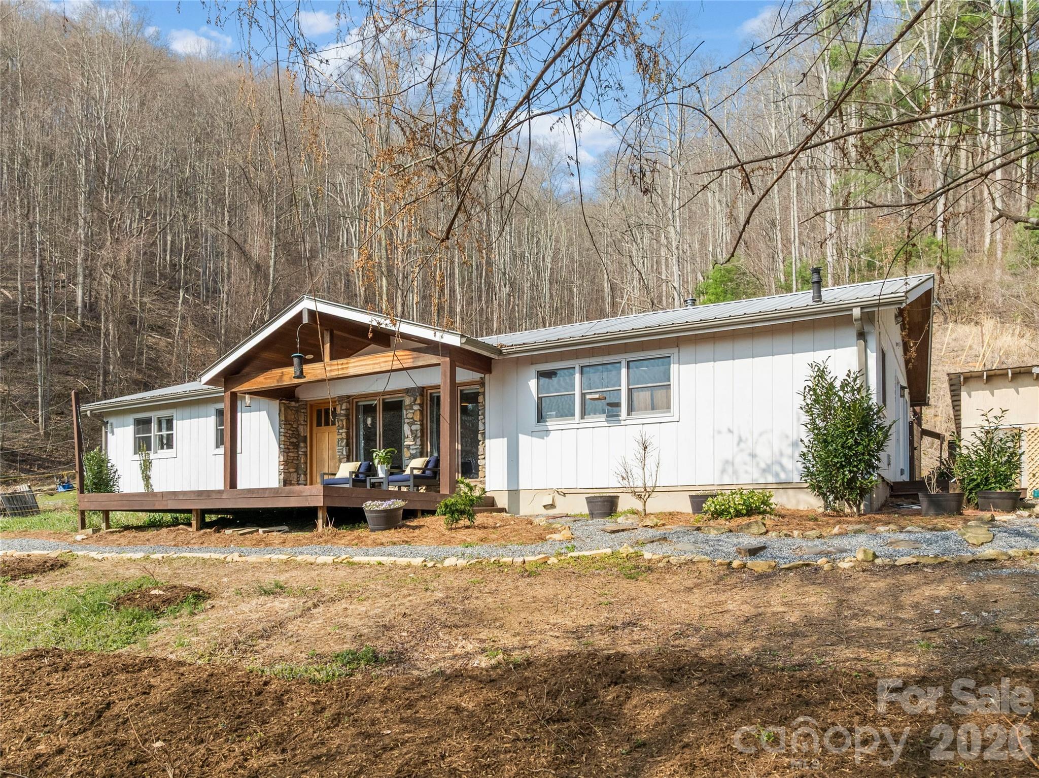 1105 Griffin Branch Road Marshall NC 28753