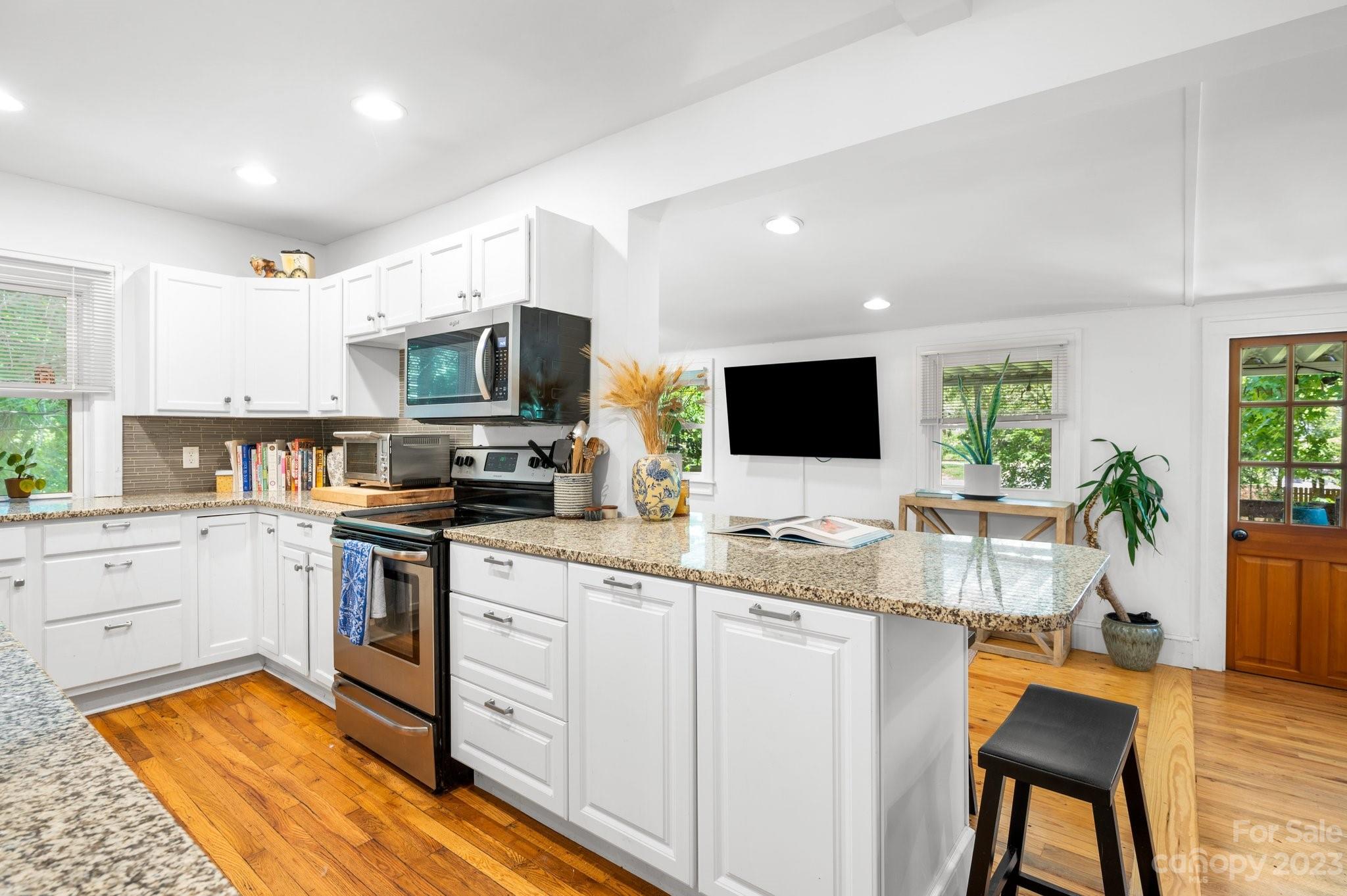 148 Sand Hill Road Asheville NC 28806