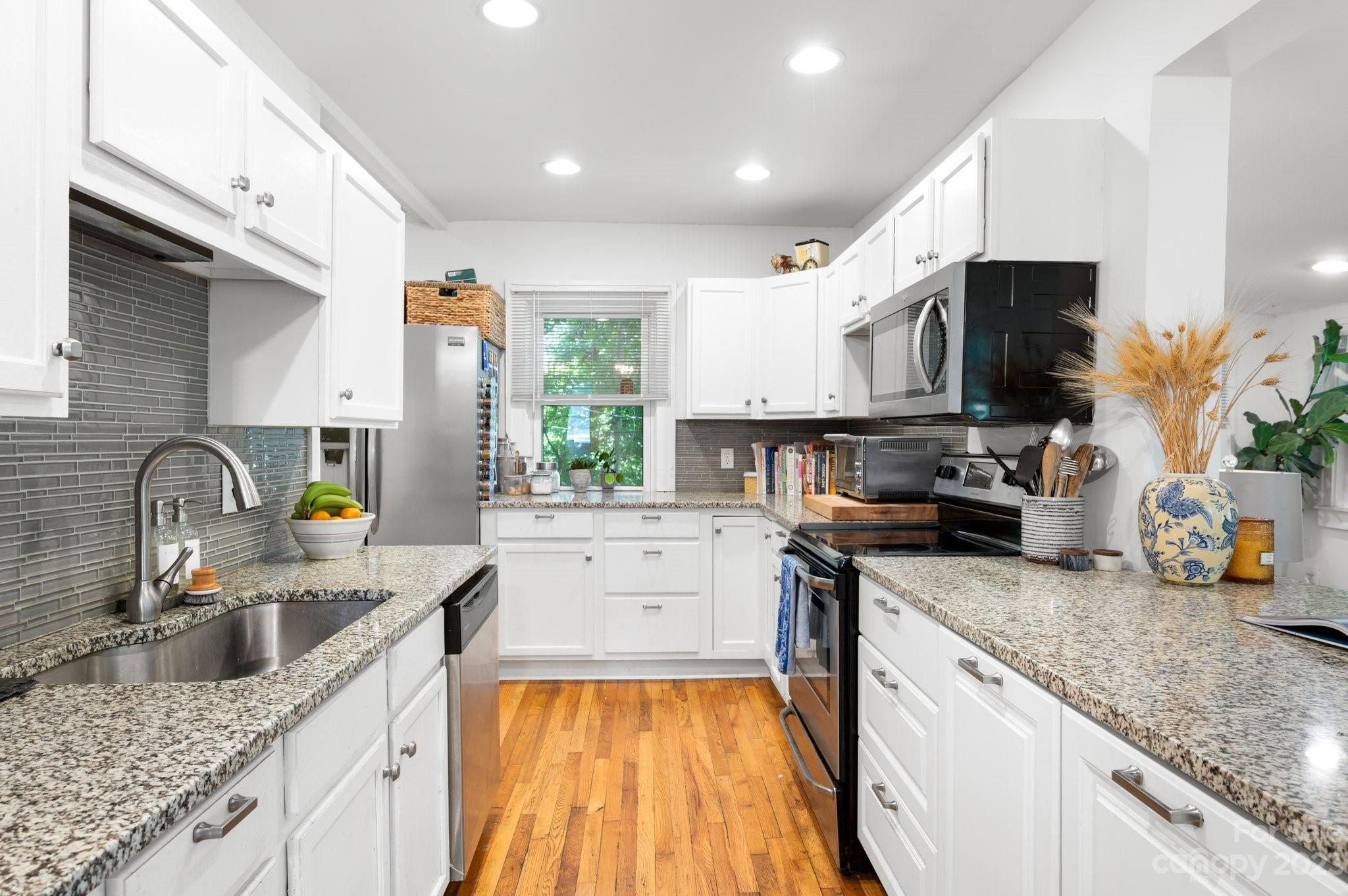 148 Sand Hill Road Asheville NC 28806
