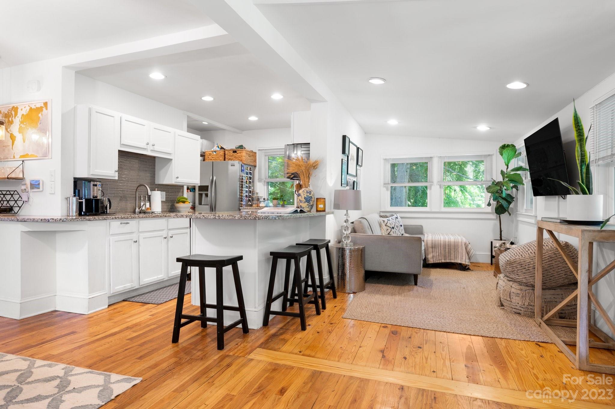 148 Sand Hill Road Asheville NC 28806