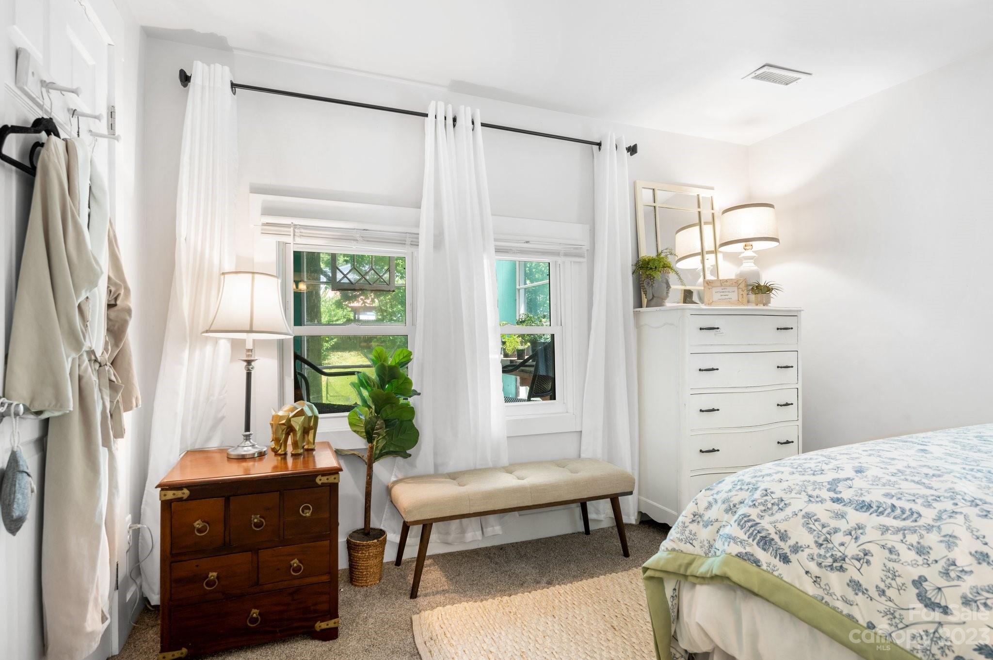 148 Sand Hill Road Asheville NC 28806
