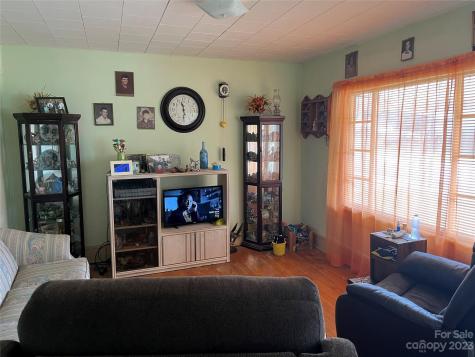 641 High Street Canton NC 28716