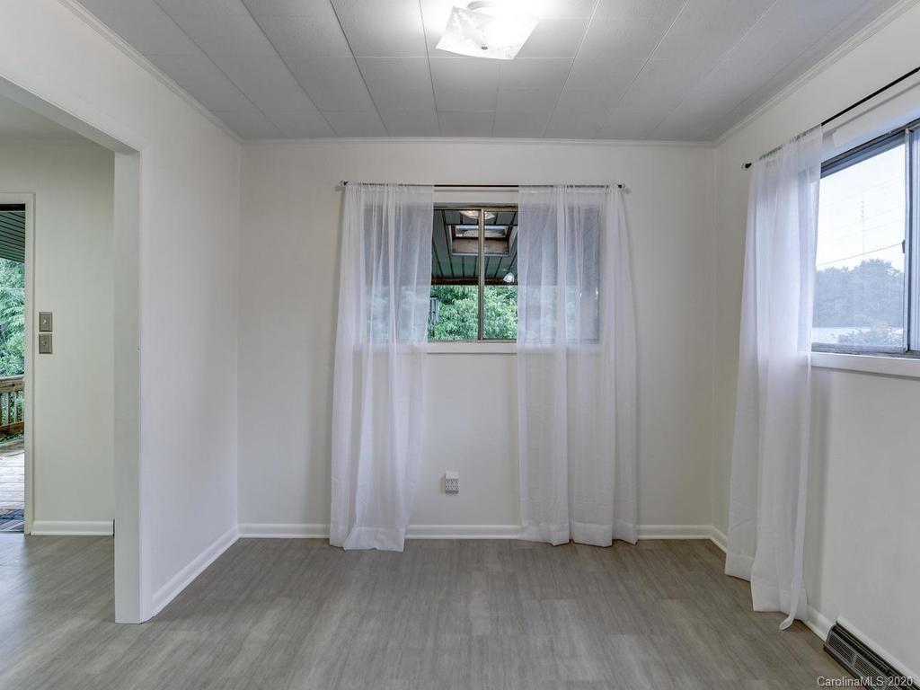 78 Smith Graveyard Road Asheville NC 28806