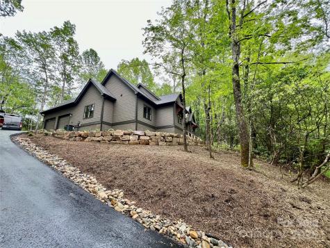435 Soquili Drive Brevard NC 28712