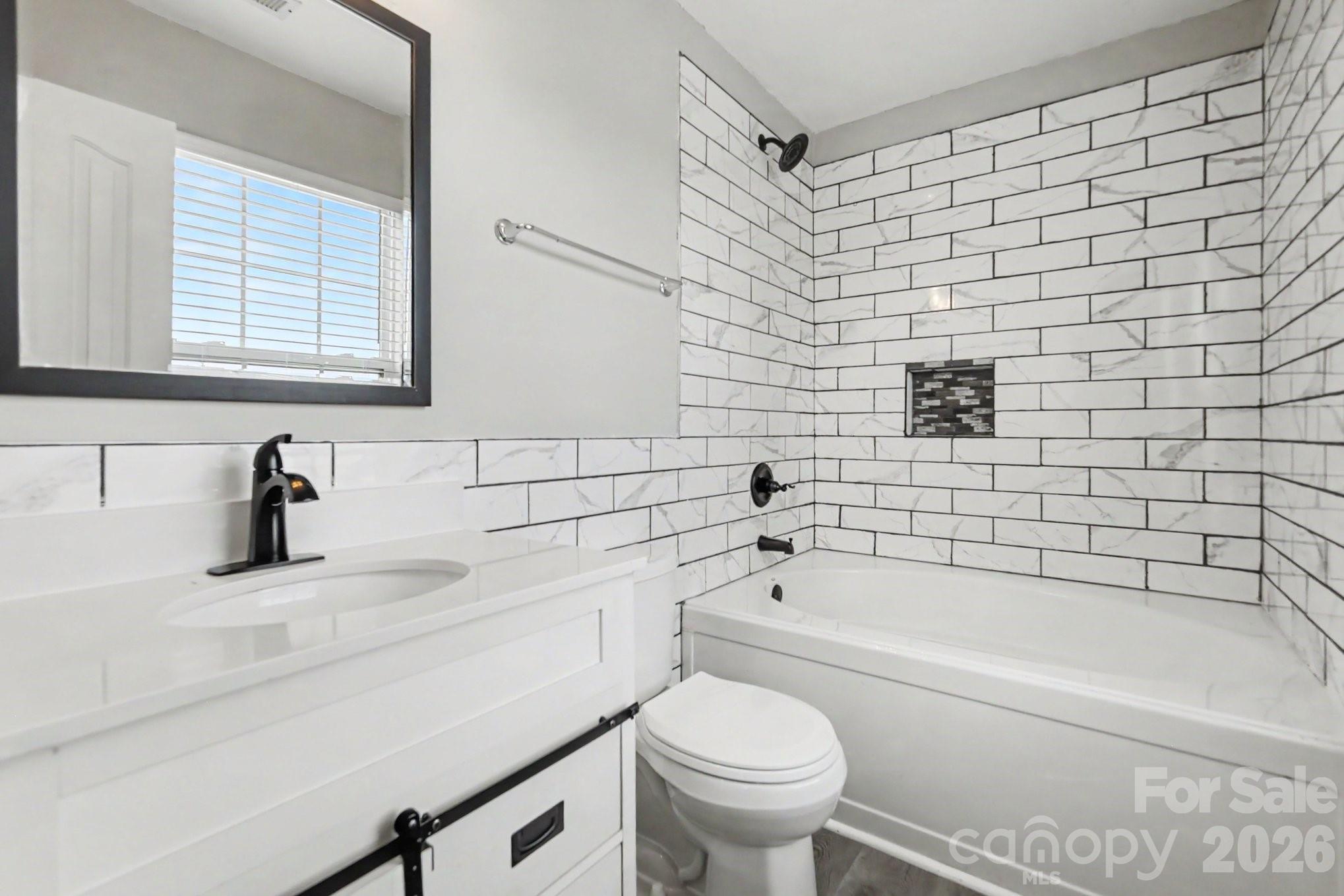 15331 Dehavilland Drive Charlotte NC 28278