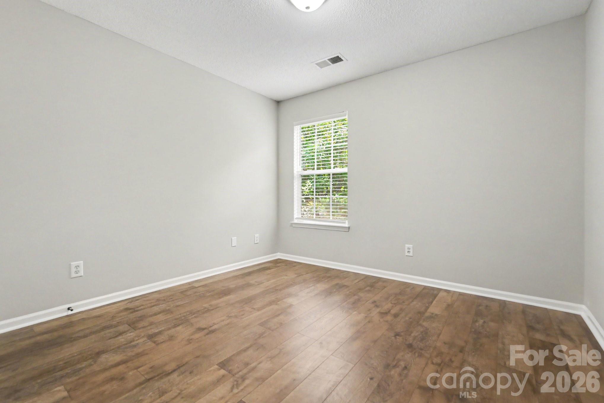 15331 Dehavilland Drive Charlotte NC 28278