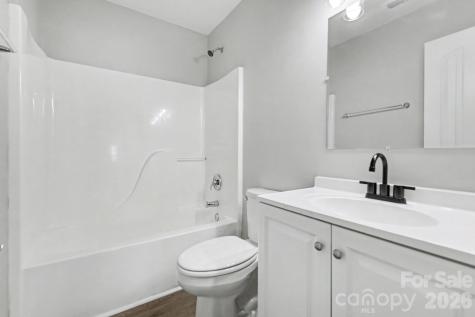 15331 Dehavilland Drive Charlotte NC 28278