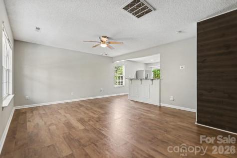 15331 Dehavilland Drive Charlotte NC 28278