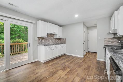 15331 Dehavilland Drive Charlotte NC 28278
