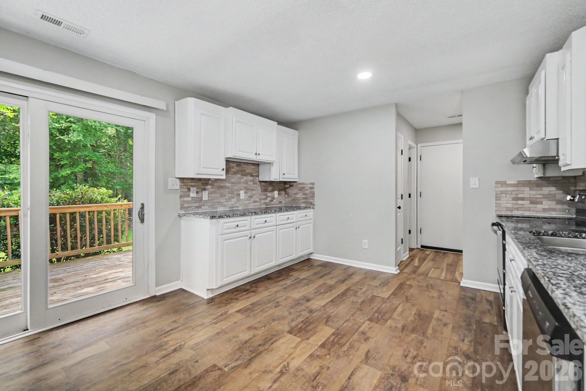 15331 Dehavilland Drive Charlotte NC 28278