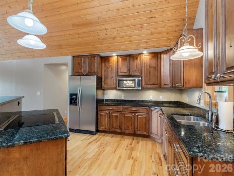 346 Appaloosa Trail Burnsville NC 28714