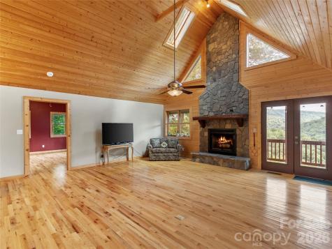 346 Appaloosa Trail Burnsville NC 28714
