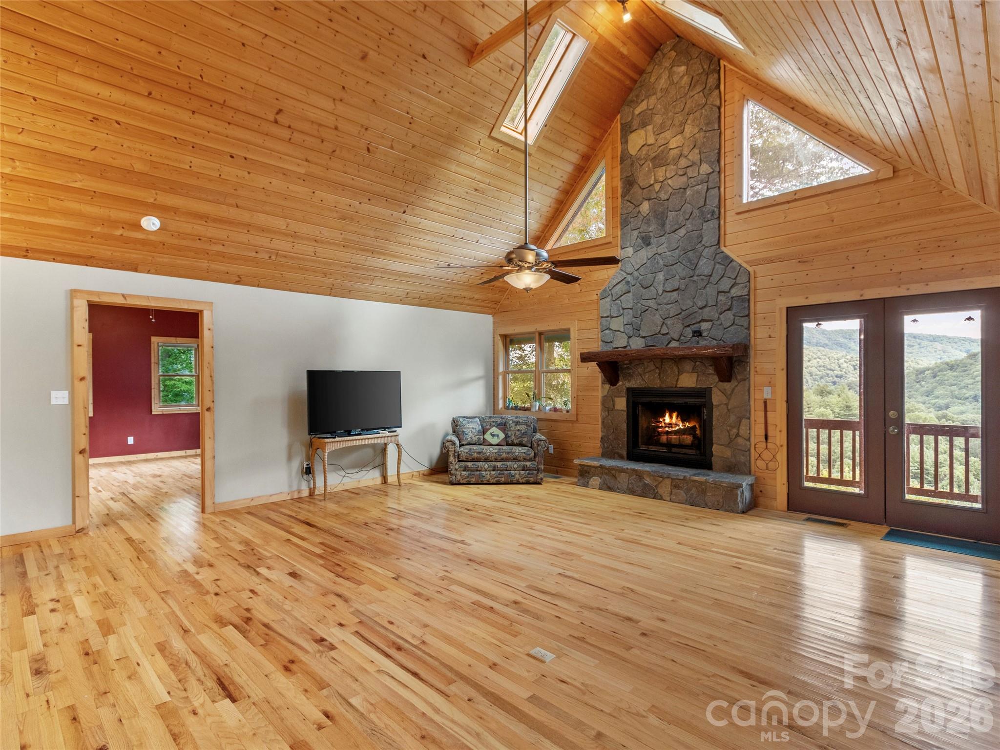 346 Appaloosa Trail Burnsville NC 28714
