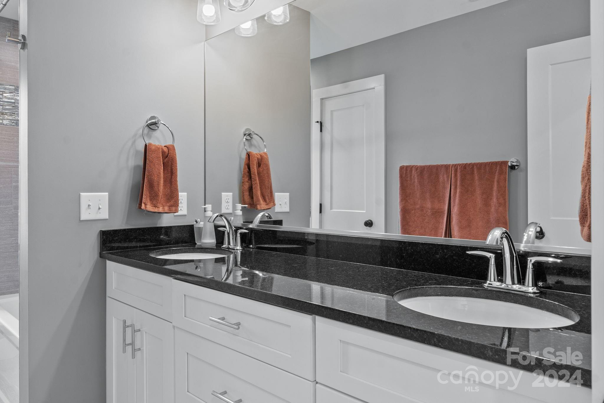 5 Middlebrook Road Asheville NC 28805