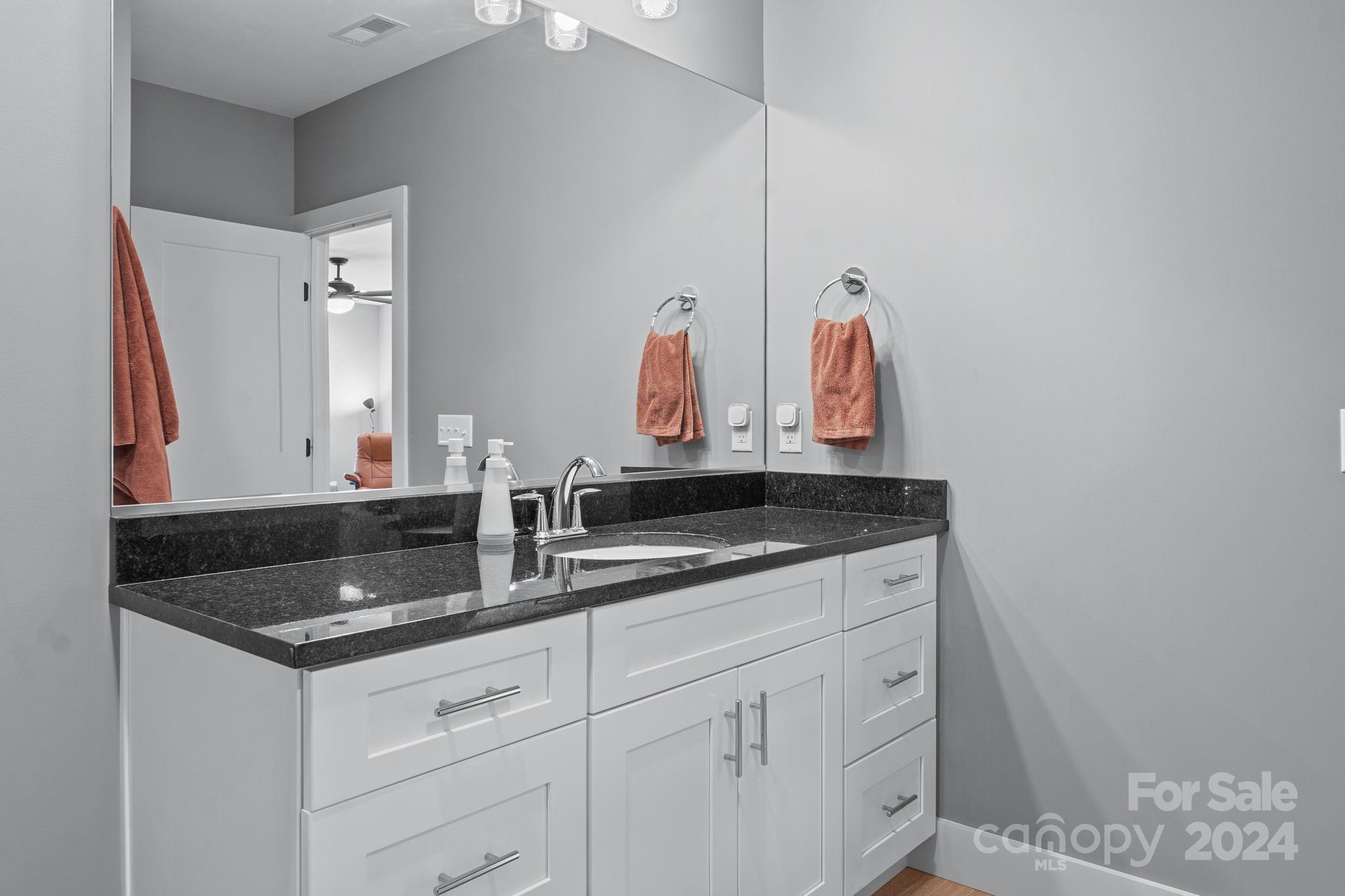 5 Middlebrook Road Asheville NC 28805