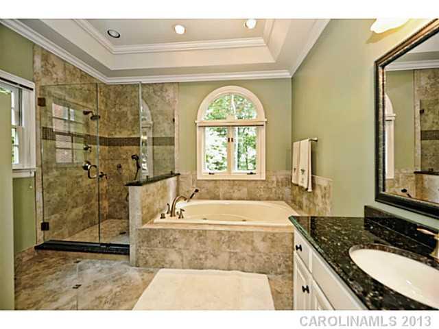 2532 Ballencourt Lane Charlotte NC 28226