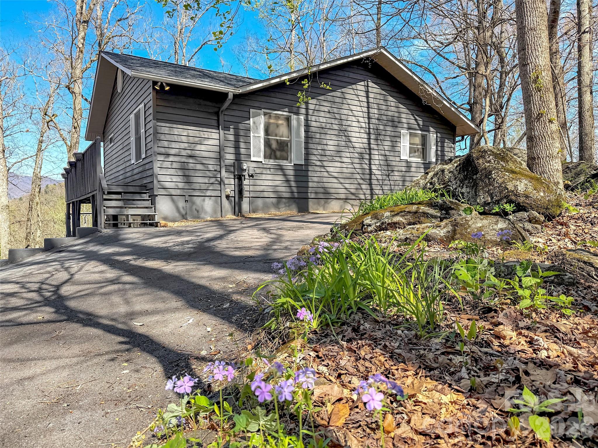 400 Indian Trail Franklin NC 28734