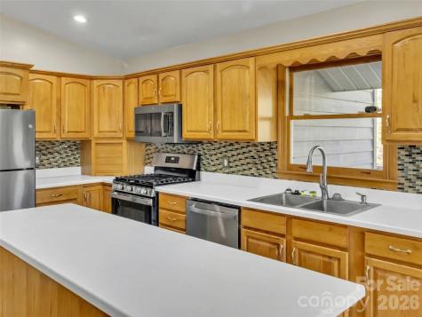 400 Indian Trail Franklin NC 28734