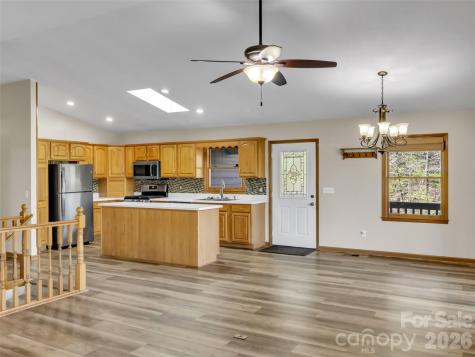 400 Indian Trail Franklin NC 28734