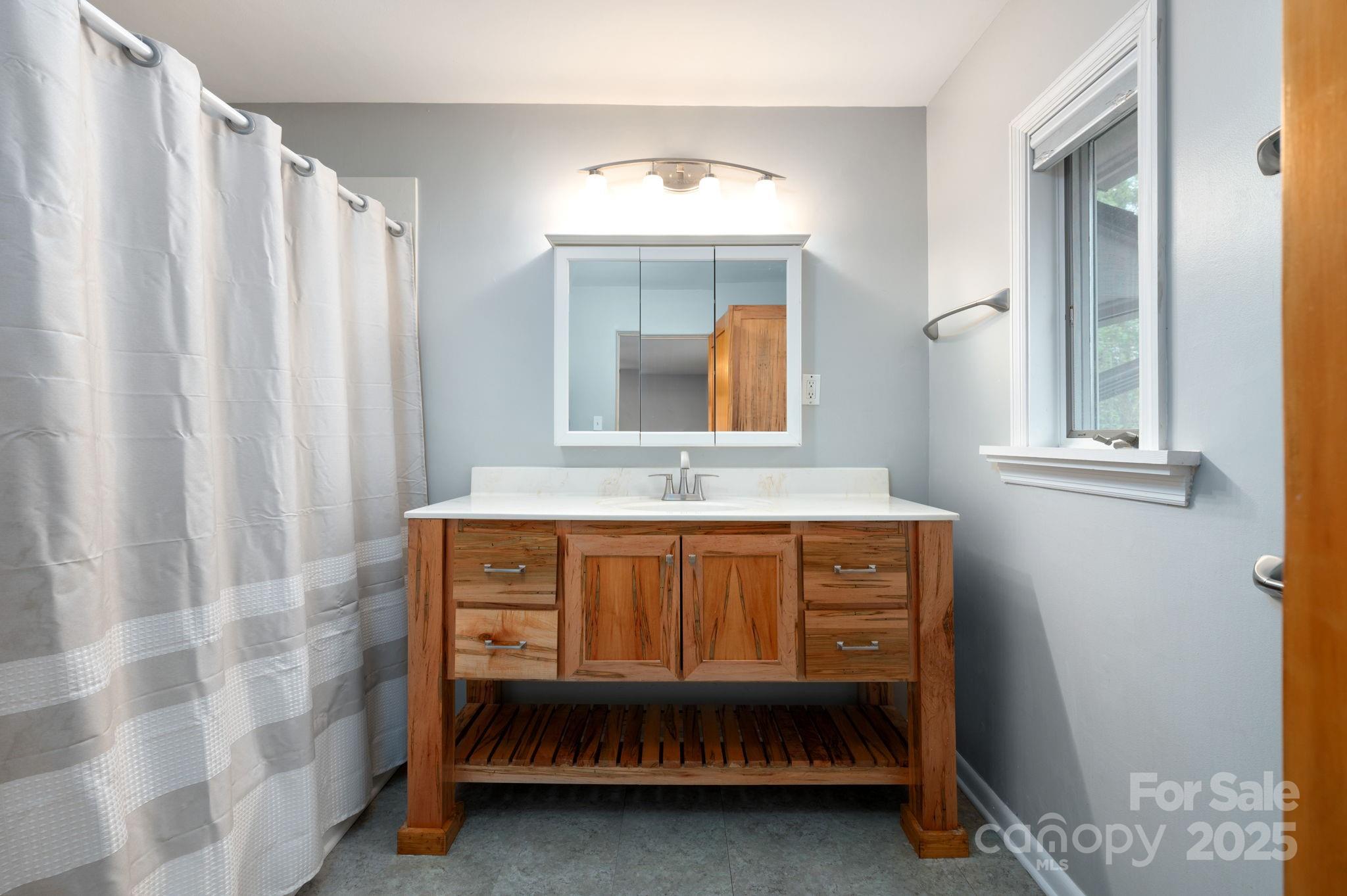 48 Stratford Road Asheville NC 28804
