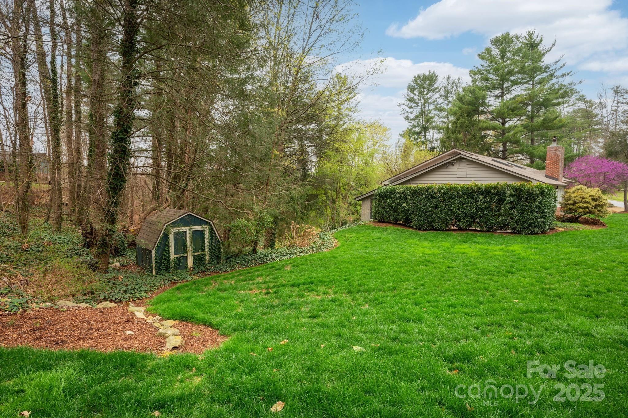 48 Stratford Road Asheville NC 28804