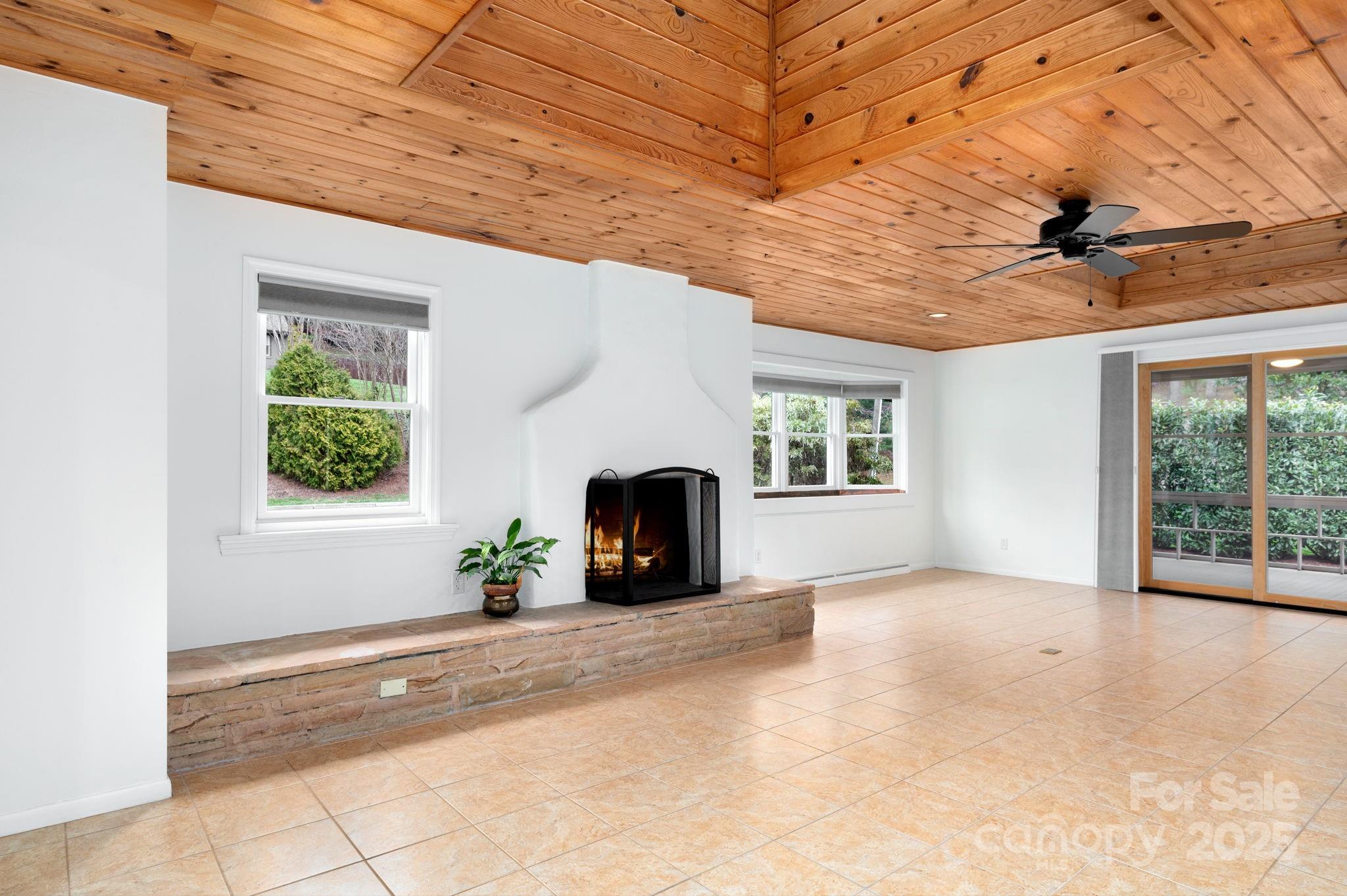 48 Stratford Road Asheville NC 28804