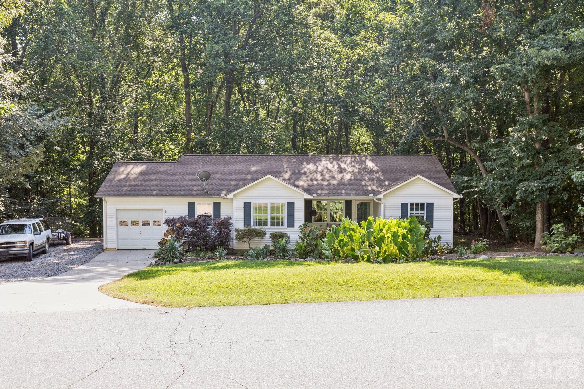 125 Mills Forest Lane Mooresville NC 28117