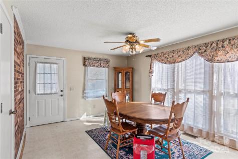 5091 Us Highway 21 Thurmond NC 28683
