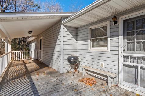5091 Us Highway 21 Thurmond NC 28683