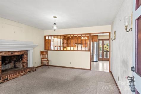 5091 Us Highway 21 Thurmond NC 28683