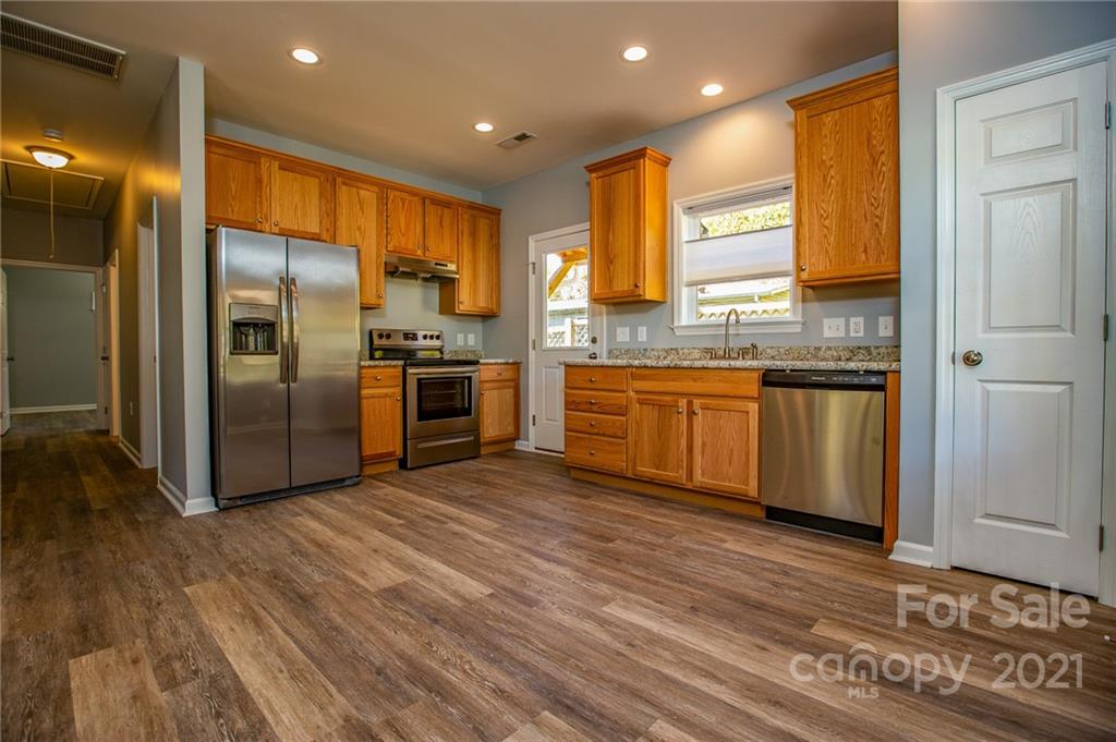 118 East Street Black Mountain NC 28711